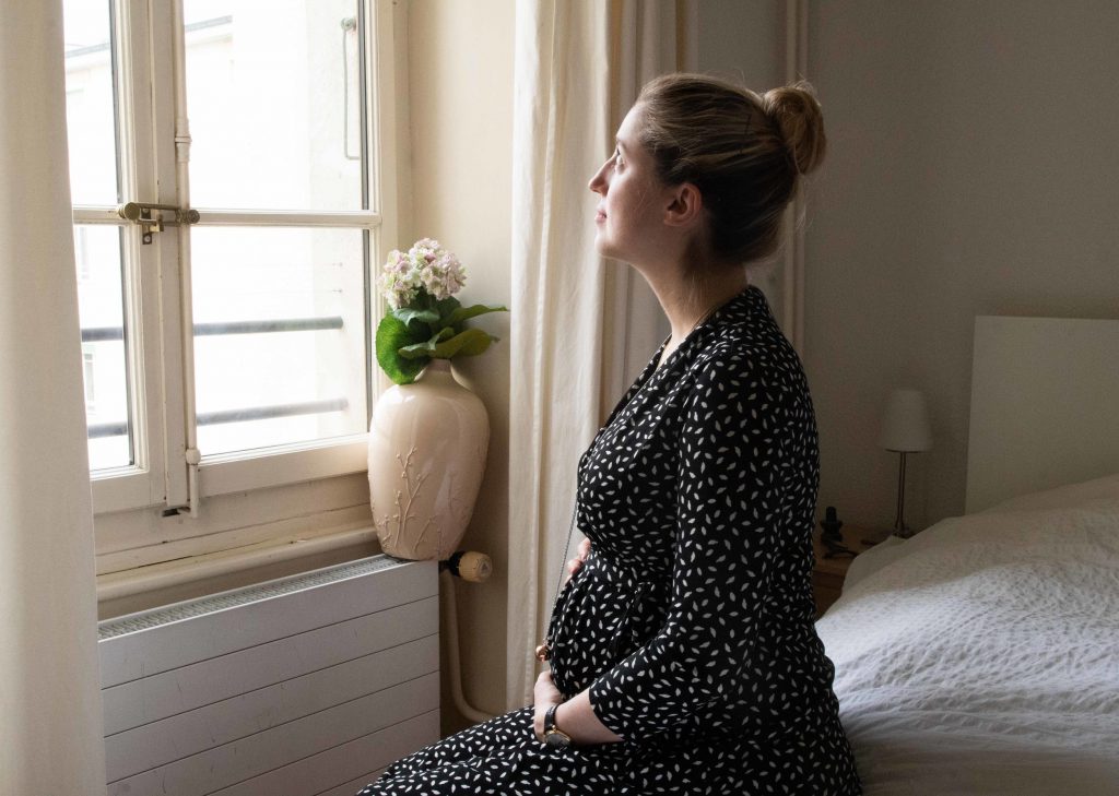 Story : comment Malika, enceinte de 8 mois, combine sa vie pro et sociale