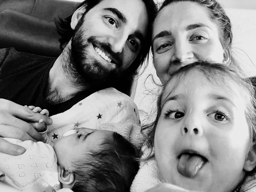 Family Story : à 3 mois, notre bébé est resté plusieurs semaines aux soins intensifs suite à une bronchiolite.