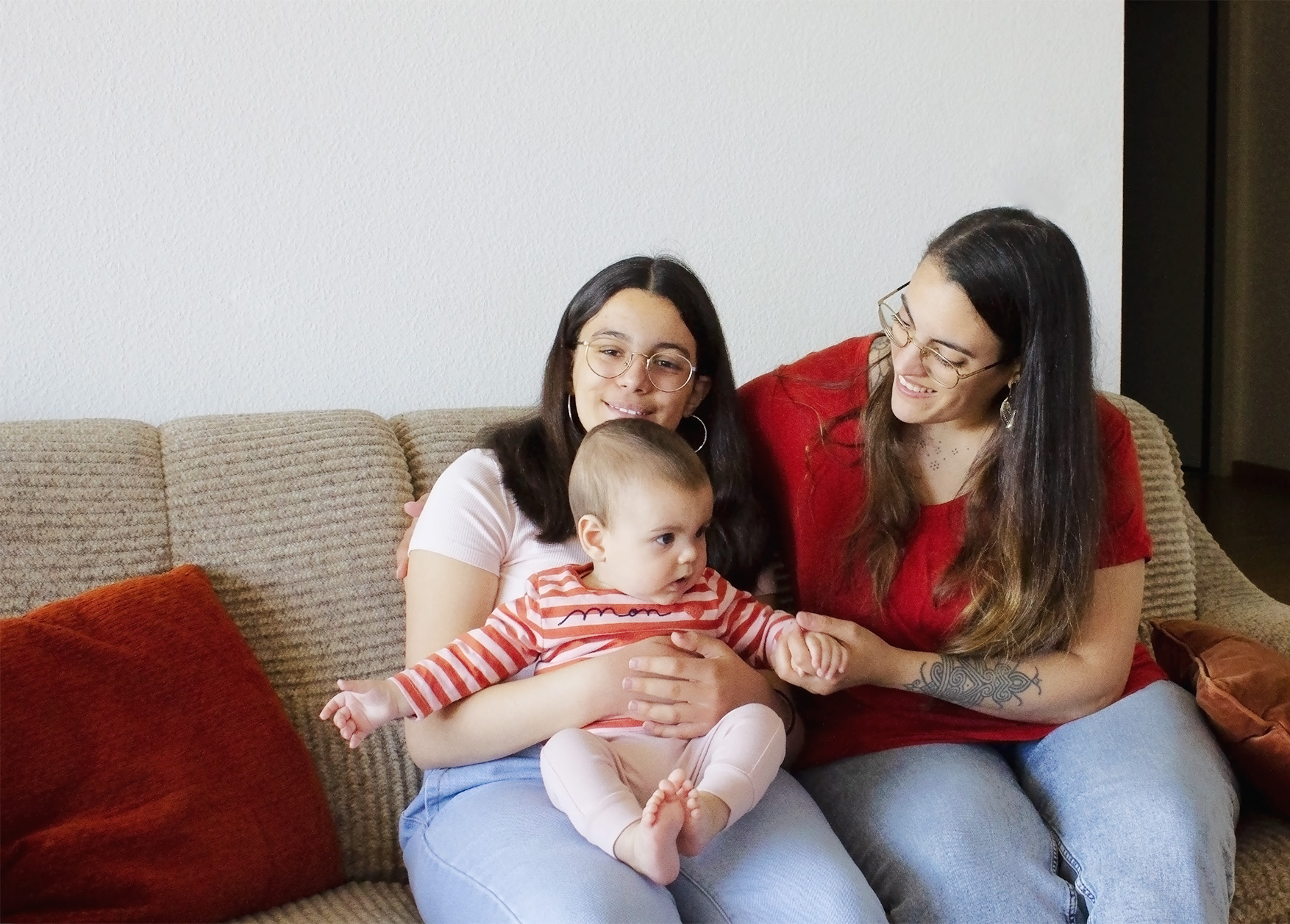 Sonia, 33 ans : une ado de 13 ans, un bébé de 6 mois, 3 jobs et 1 brevet en cours.