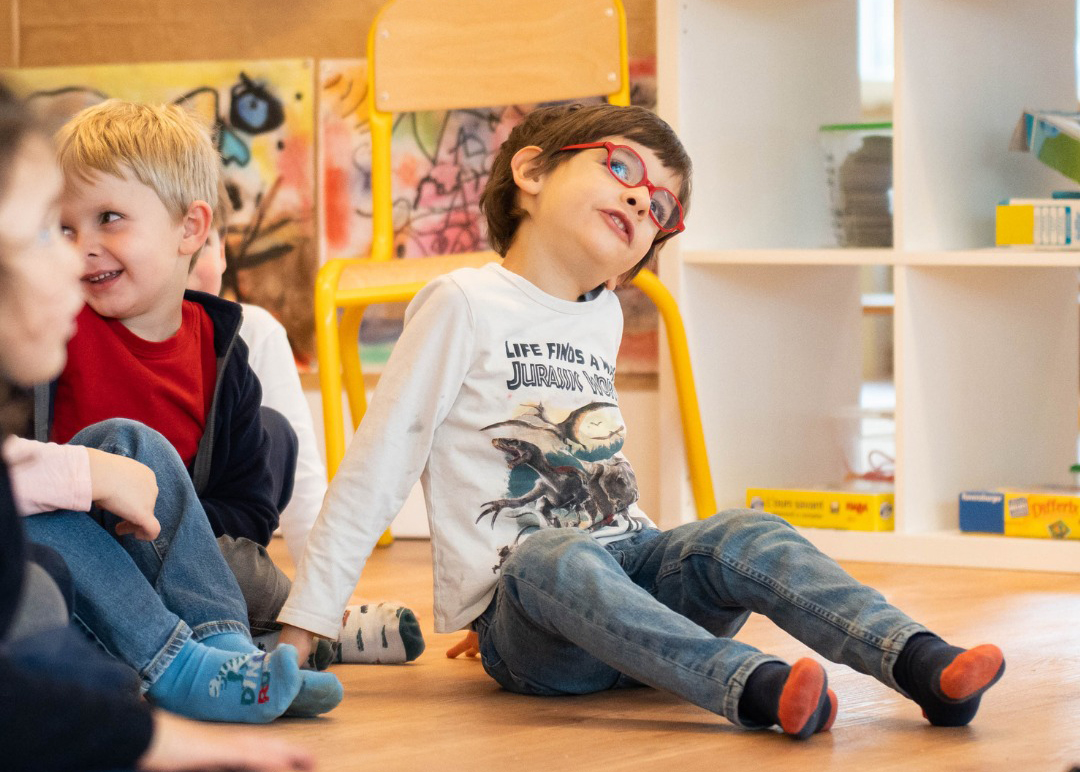 L’école de La Découverte: un cursus bilingue et une pédagogie active pour les enfants de 3 à 12 ans à Genève et Mies.