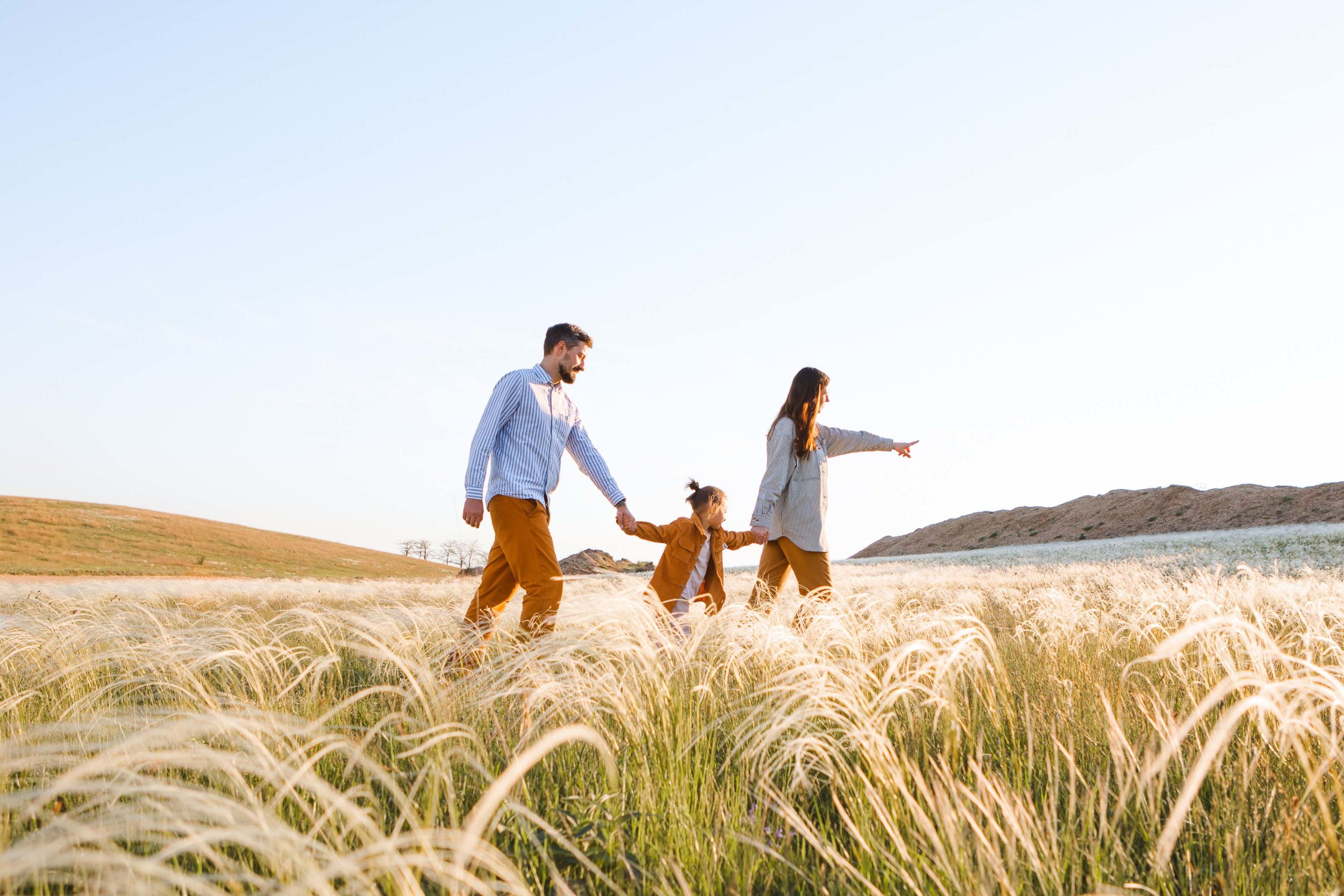 Assurance vie vs. FSMO : Un comparatif pour assurer l&rsquo;avenir de vos enfants.